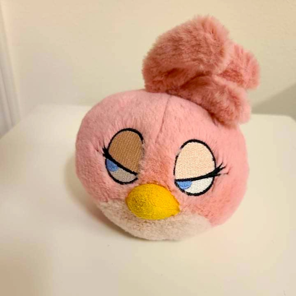Angry bird plush, Stella